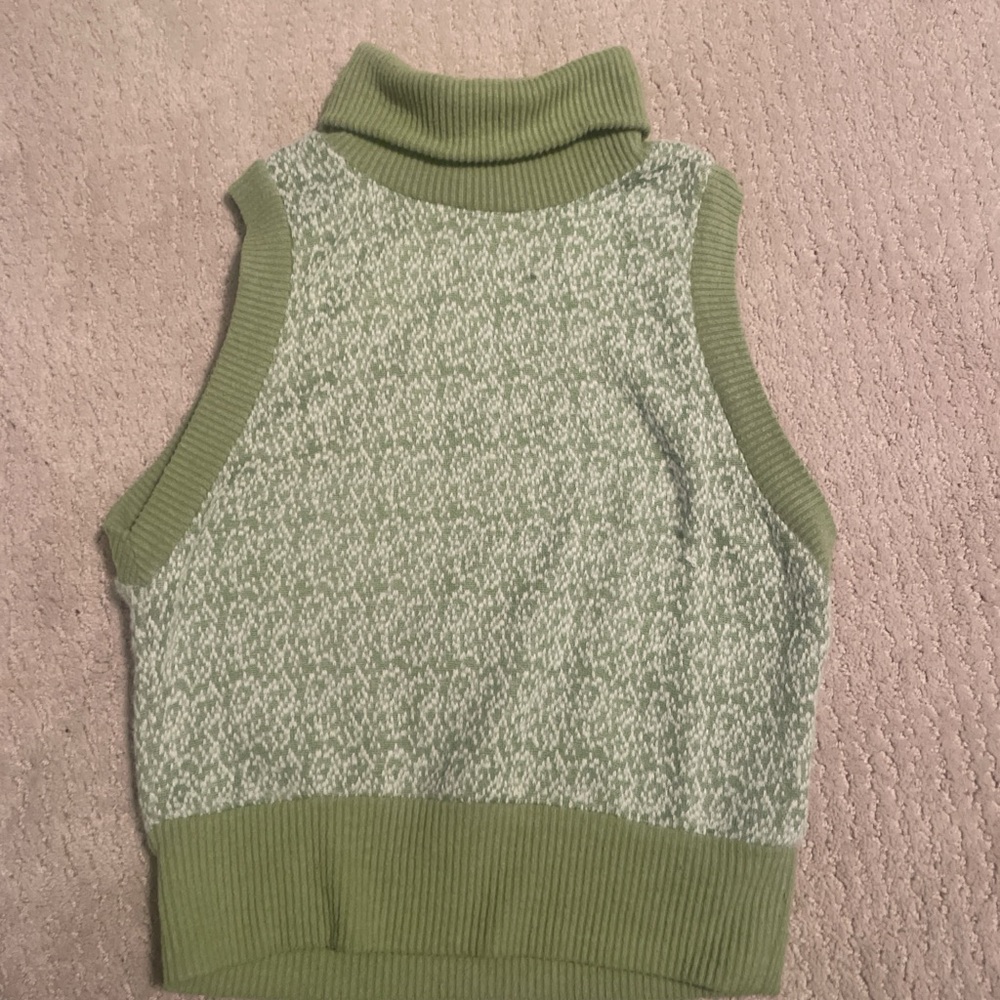 Zara Green and White Cowl Neck Sweater